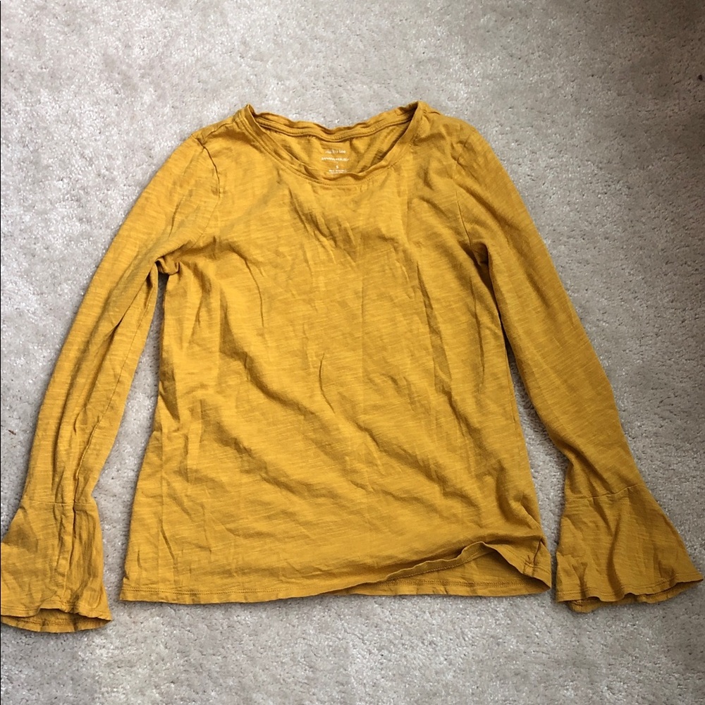 Banana Republic Malibu tee Golden Long Sleeve Top size S